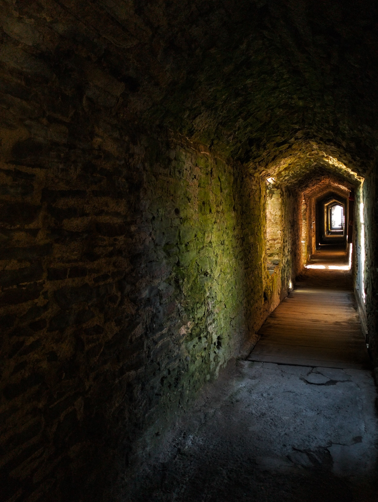 Castles in Wales, Caerphilly Castle